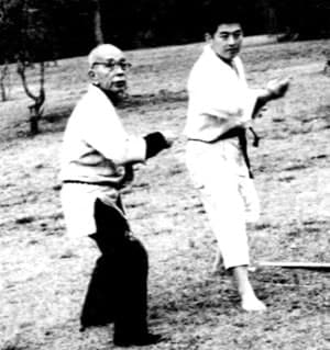 Takamatsu Sensei training with a young Hatsumi