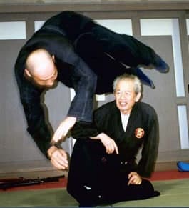 Soke Hatsumi demonstrating taijutsu